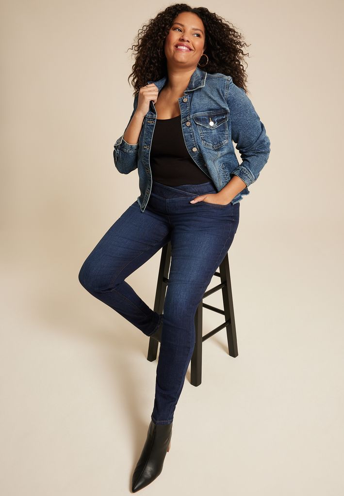 Plus Size m jeans by maurices™ Cool Comfort Crossover High Rise Pull On Super Skinny Jean - Image 3