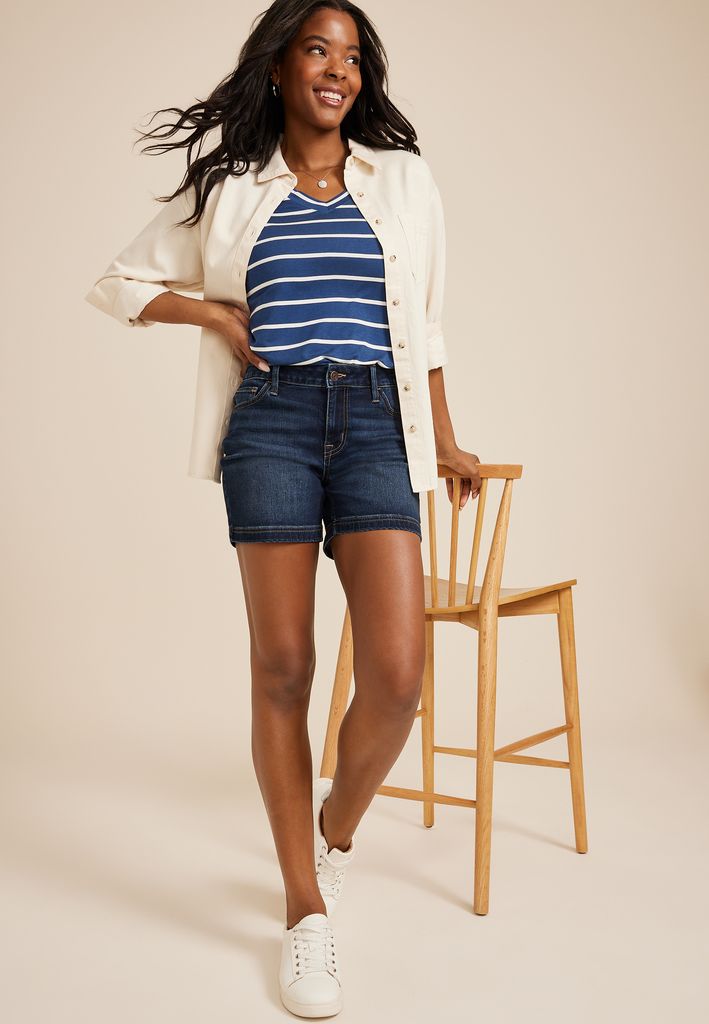 m jeans by maurices™ Classic Mid Rise 5in Short - Image 3