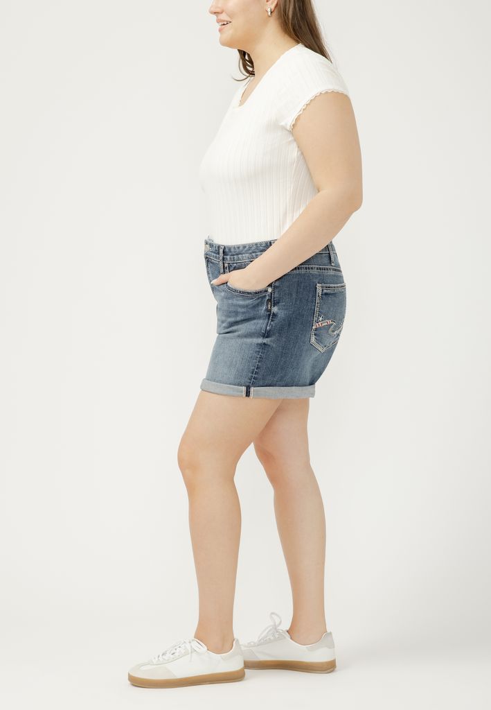 Plus Size Silver Jeans Co.® Mid Rise Luxe Stretch Americana 5.5in Boyfriend Short - Image 3