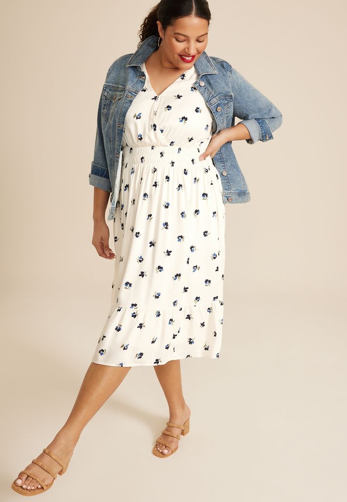 Plus Size Flutter Sleeve V Neck Midi Dress - Image 3