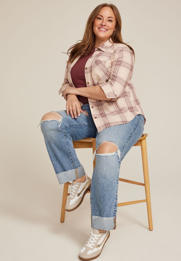 Plus Size Pucker Plaid Button Down Shirt - Image 3