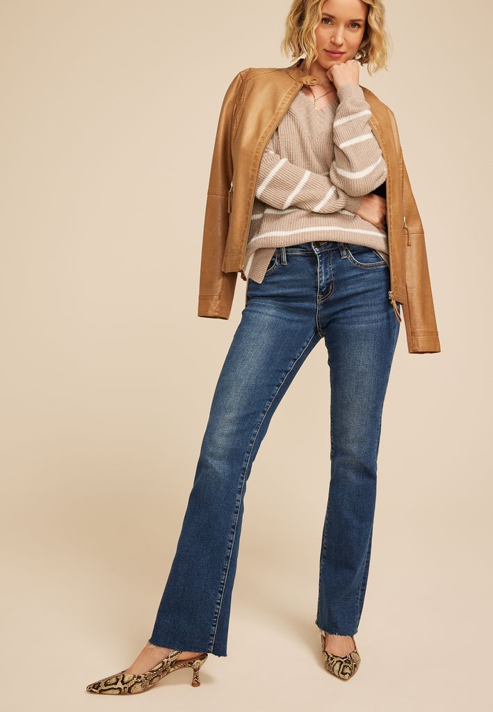 Striped Slouchy V Neck Sweater - Image 3