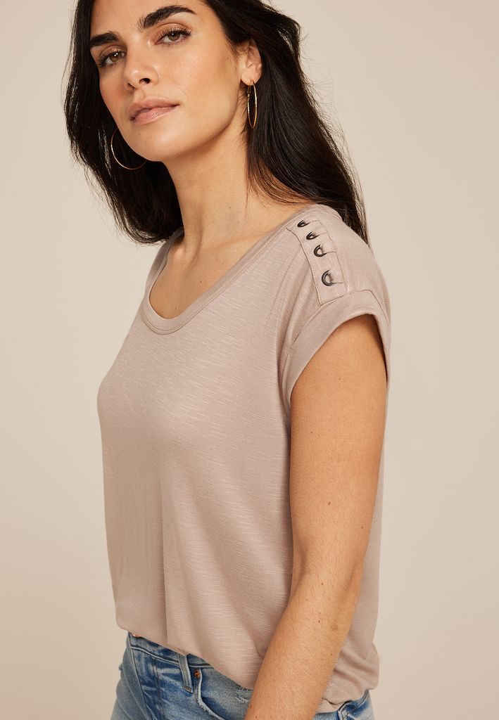 Grommet Shoulder Scoop Neck Tee - Image 3