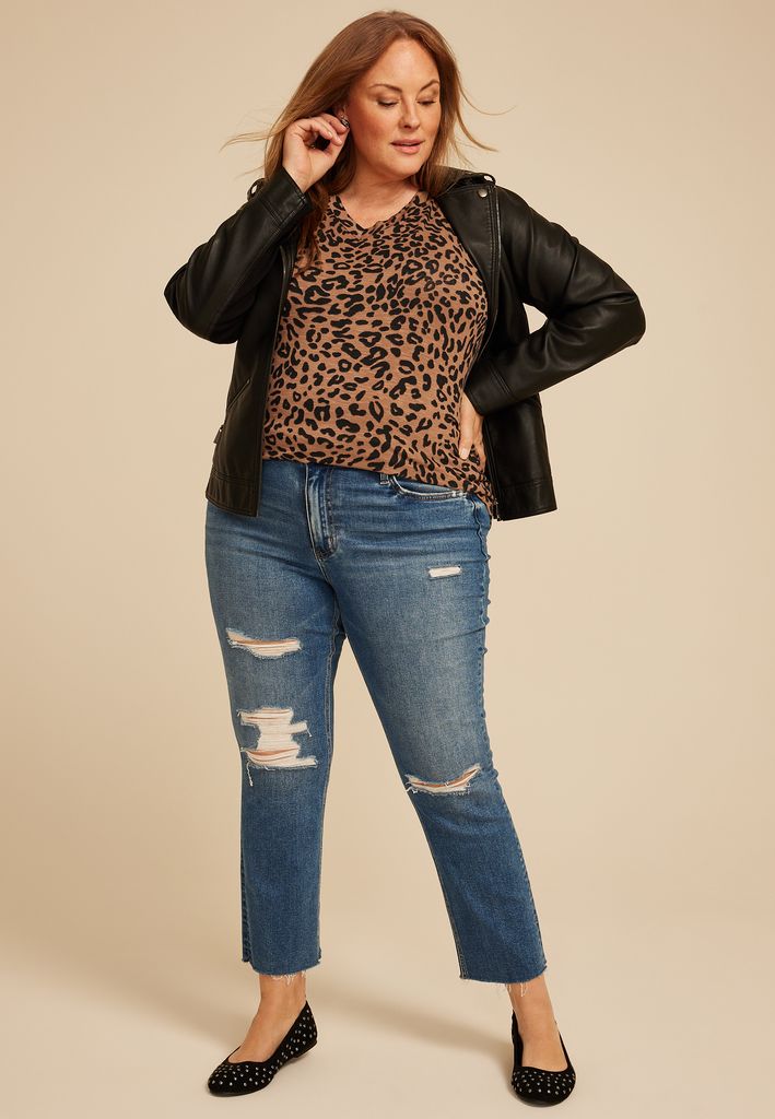 Plus Size 24/7 Berkley Animal V Neck Tee - Image 3