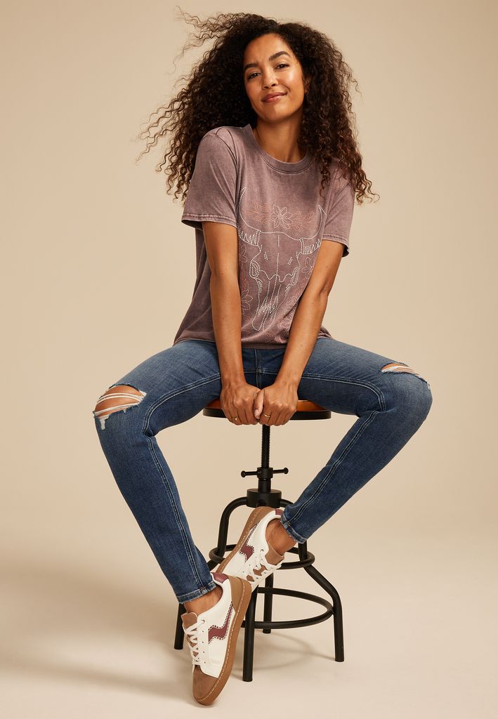 Country Longhorn Oversized Fit Graphic Tee - Image 3