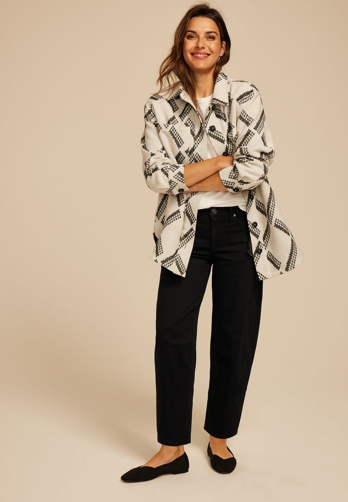Black High Rise Barrel Jean - Image 3