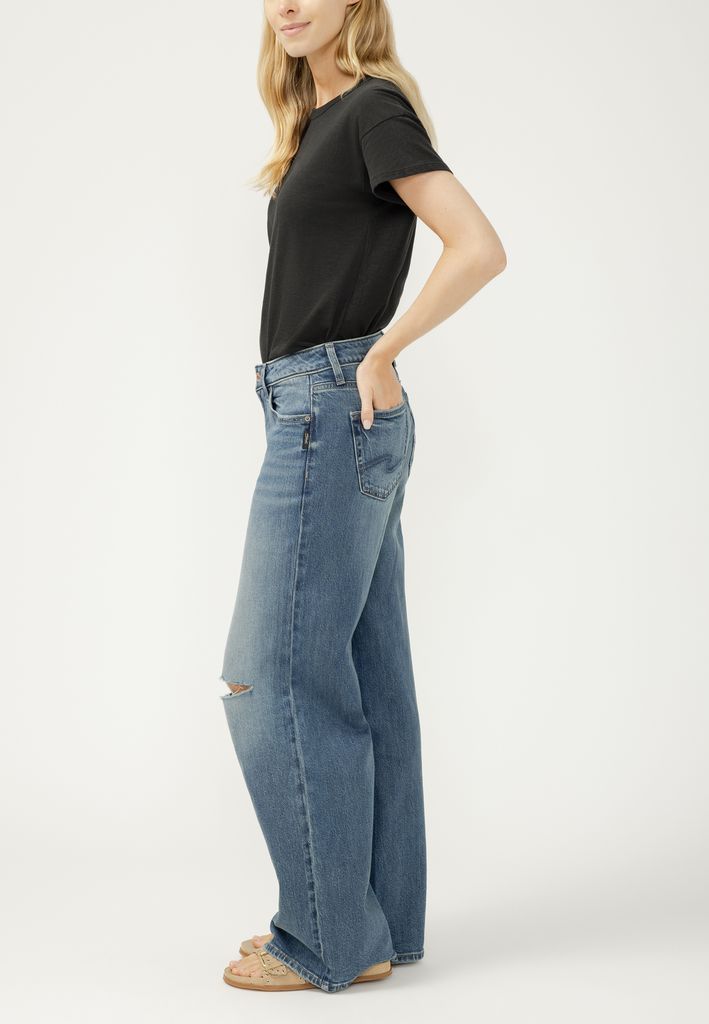 Silver Jeans Co.® Suki Curvy Mid Rise Luxe Stretch Wide Leg Jean - Image 3