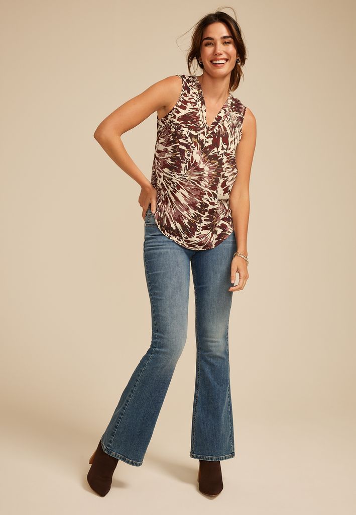 Abstract Double V Tank Top - Image 3