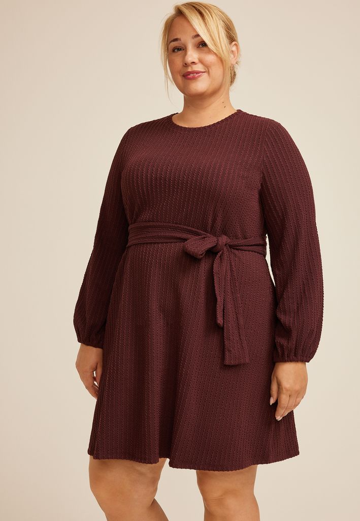 Plus Size Jacquard Bubble Sleeve Belted Mini Dress - Image 3