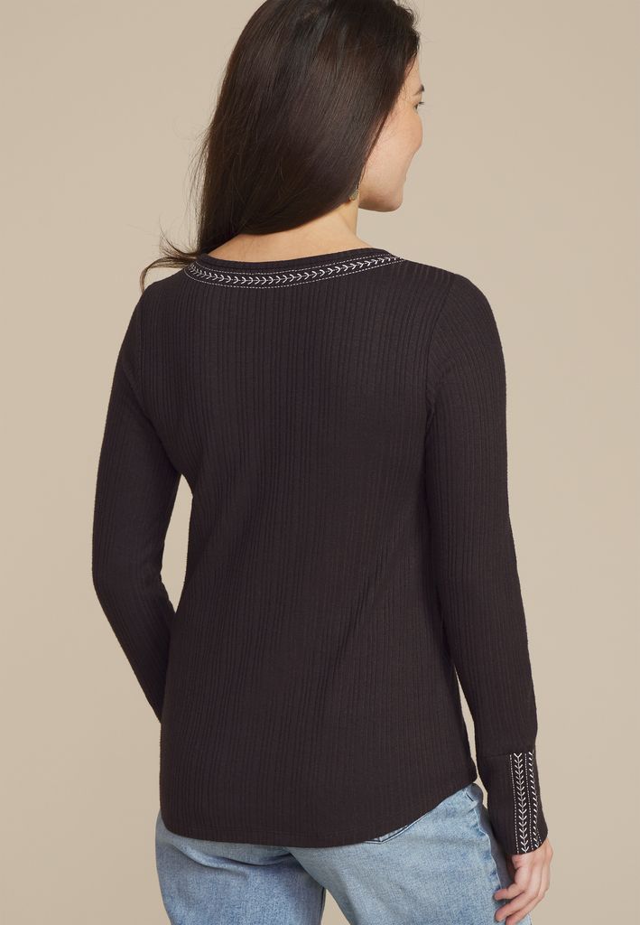 Embroidered Notch Neck Ribbed Long Sleeve Tee - Image 2