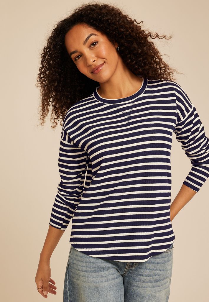 24/7 Clara Long Sleeve Seersucker Tee
