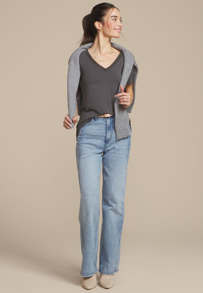 24/7 Mesh Trim V Neck Tee - Image 3
