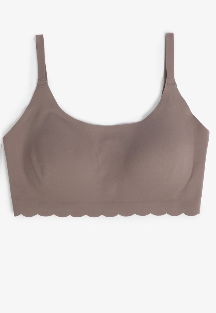 Invisibliss Scalloped Hem Bralette - Image 3