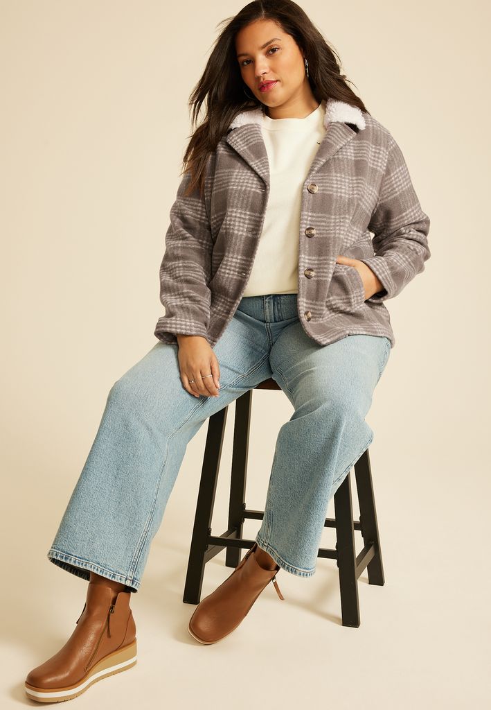 Plus Size Plaid Sherpa Collar Jacket - Image 3