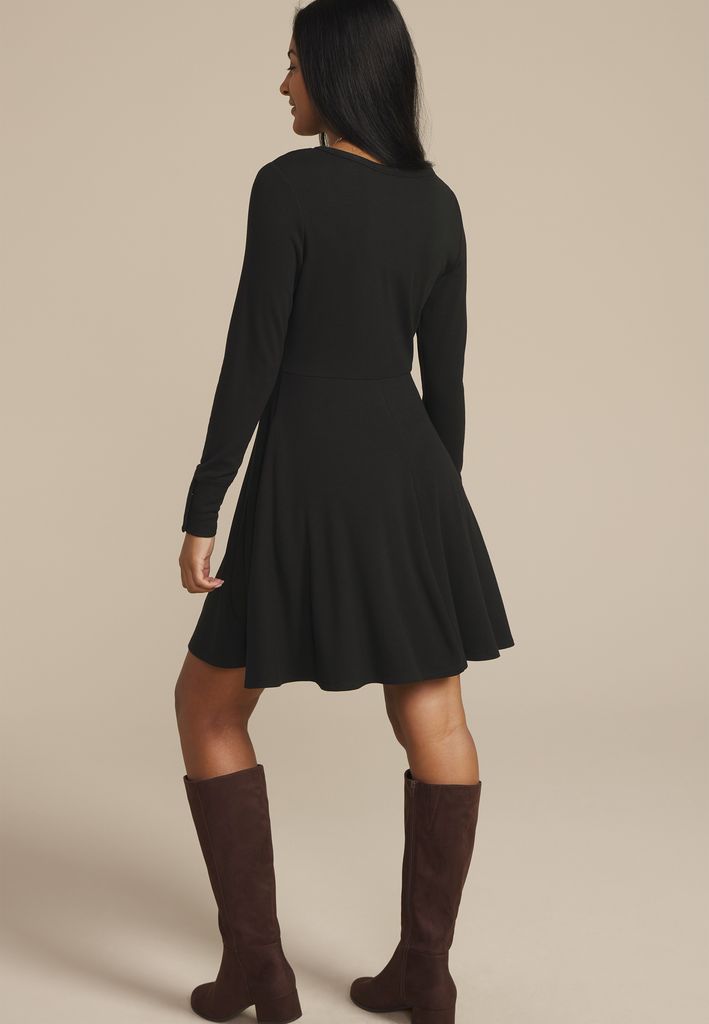 Ribbed V Neck Snap Cuff Skater Dress - Image 2
