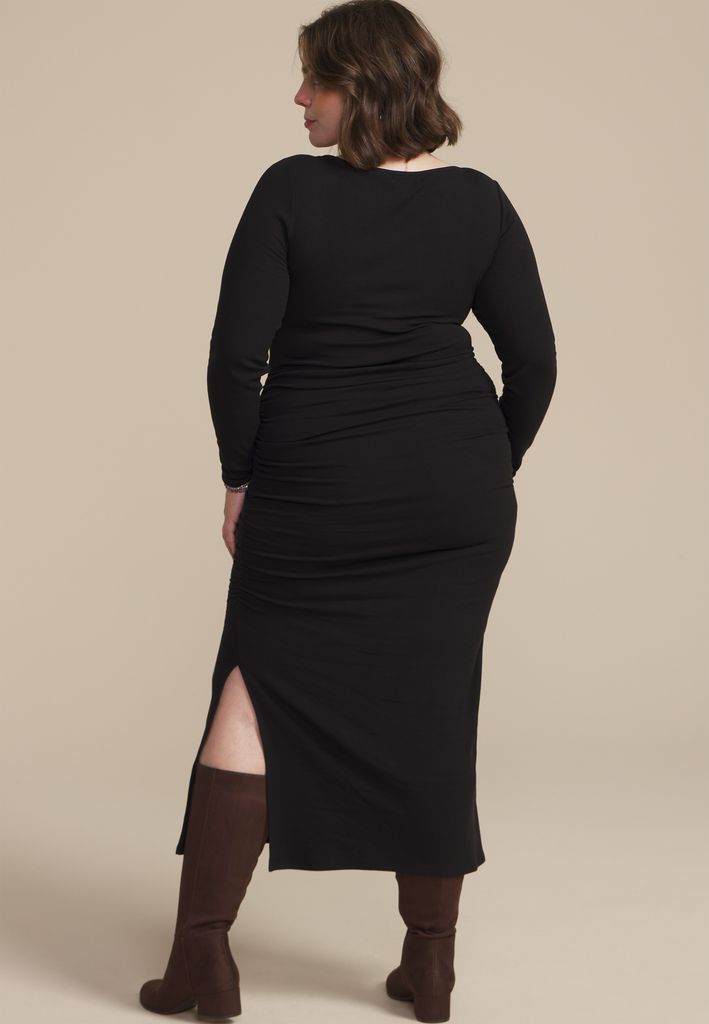 Plus Size Ruched Long Sleeve Midi Dress - Image 2