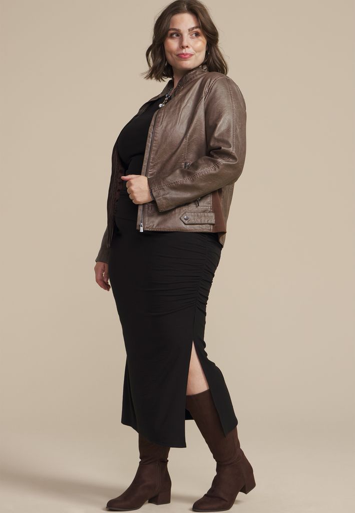 Plus Size Ruched Long Sleeve Midi Dress - Image 3