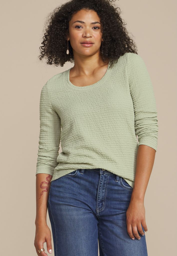 24/7 Textured Scoop Neck Long Sleeve Tee