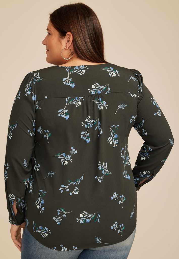 Plus Size Floral Pleated V Neck Button Front Blouse - Image 2